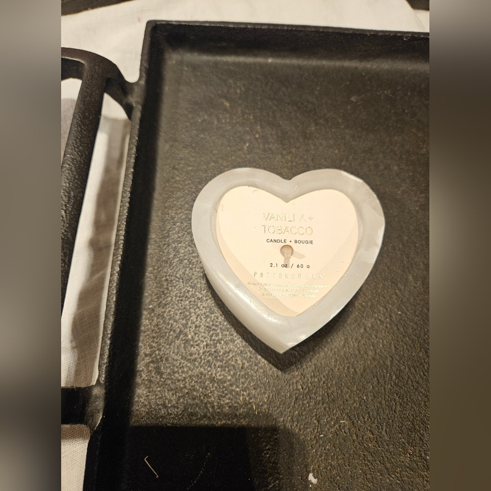 Pottery Barn Heart-Shaped Vanilla Tobacco Candle - White and Gray